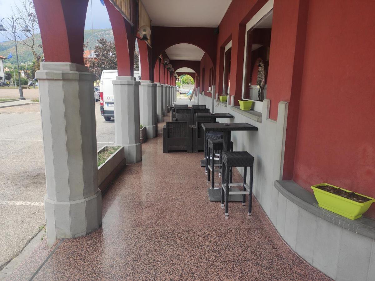 Albergo Al Trieste 니미스 외부 사진