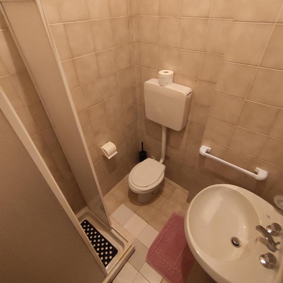 Albergo Al Trieste 니미스 객실 사진